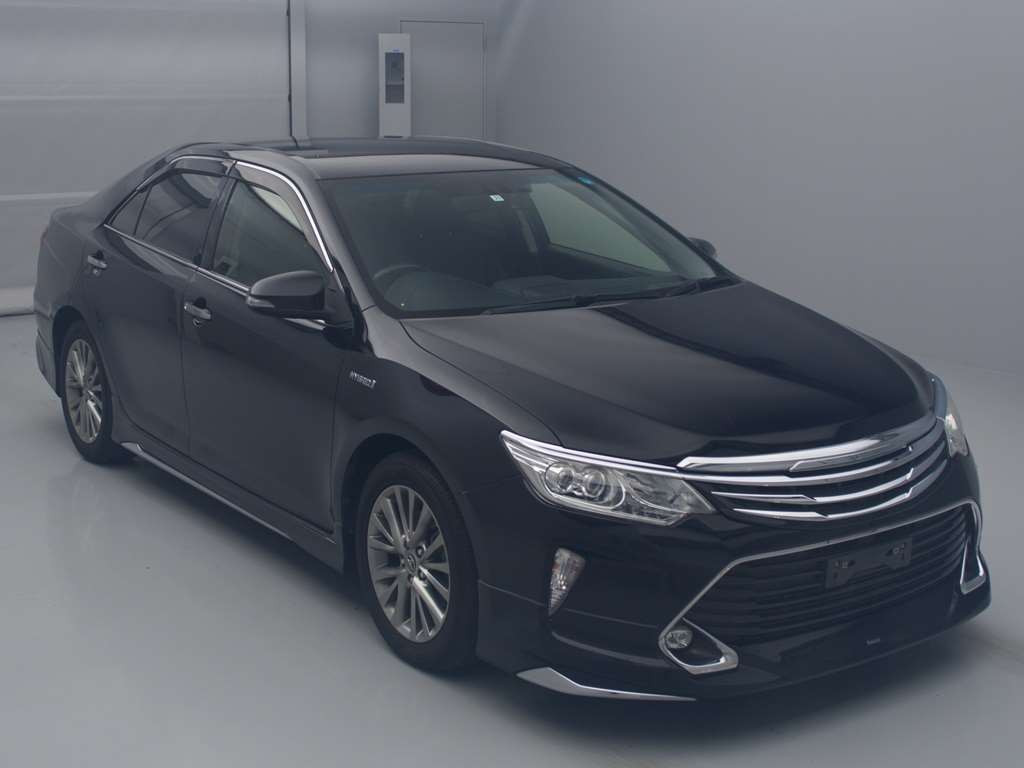 2015 Toyota Camry AVV50[2]