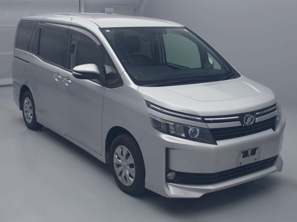 2016 Toyota Voxy ZRR80G[2]