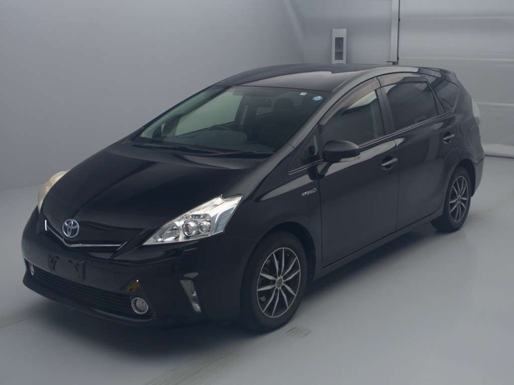 2013 Toyota Prius alpha ZVW40W[0]