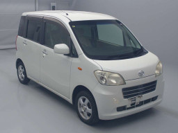 2010 Daihatsu Tanto exe