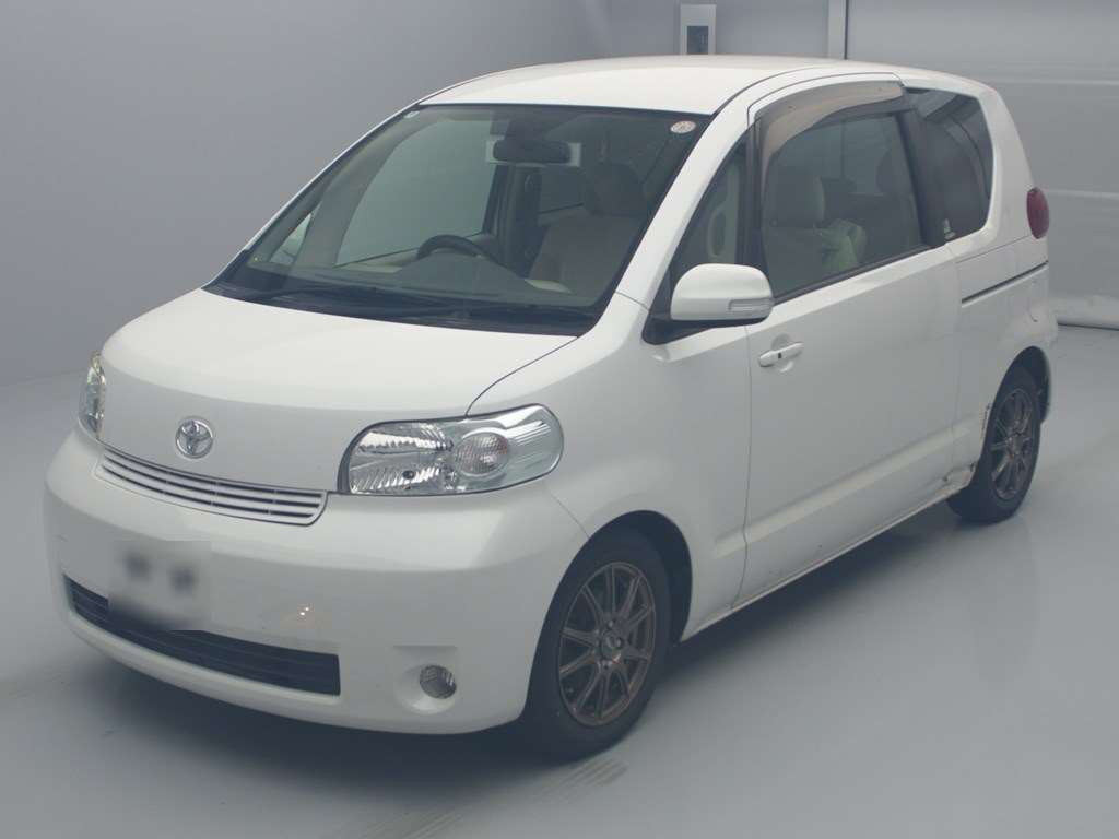 2009 Toyota Porte NNP11[0]