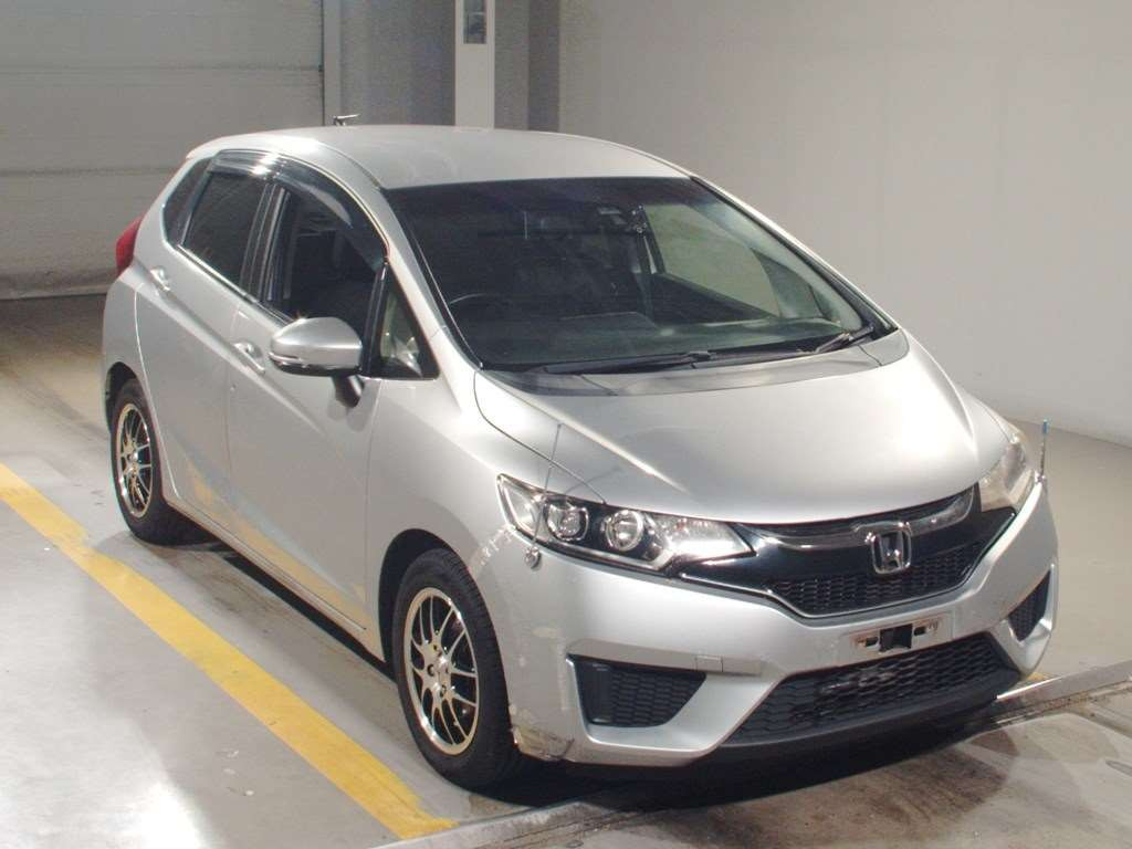 2015 Honda Fit GK3[2]