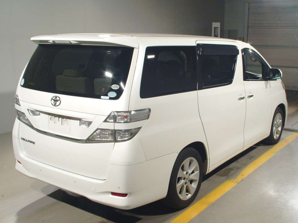 2010 Toyota Vellfire ANH20W[1]