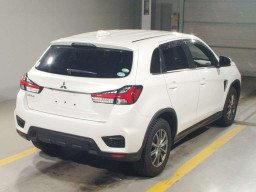 2019 Mitsubishi RVR