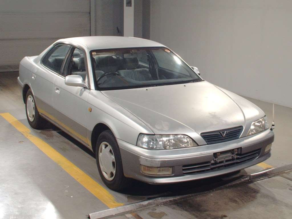 1996 Toyota Vista SV40[2]