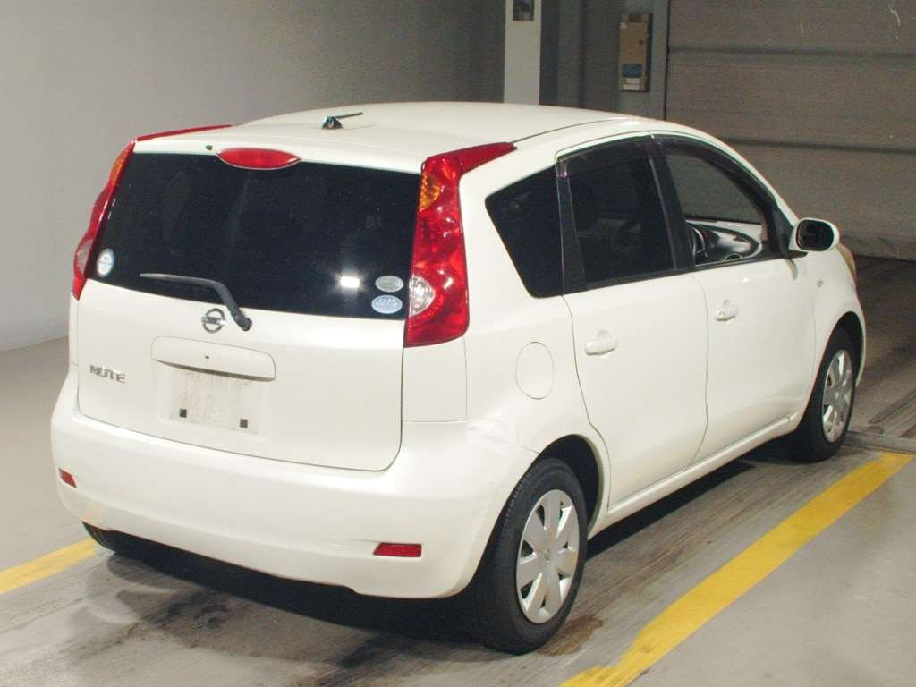 2011 Nissan Note E11[1]