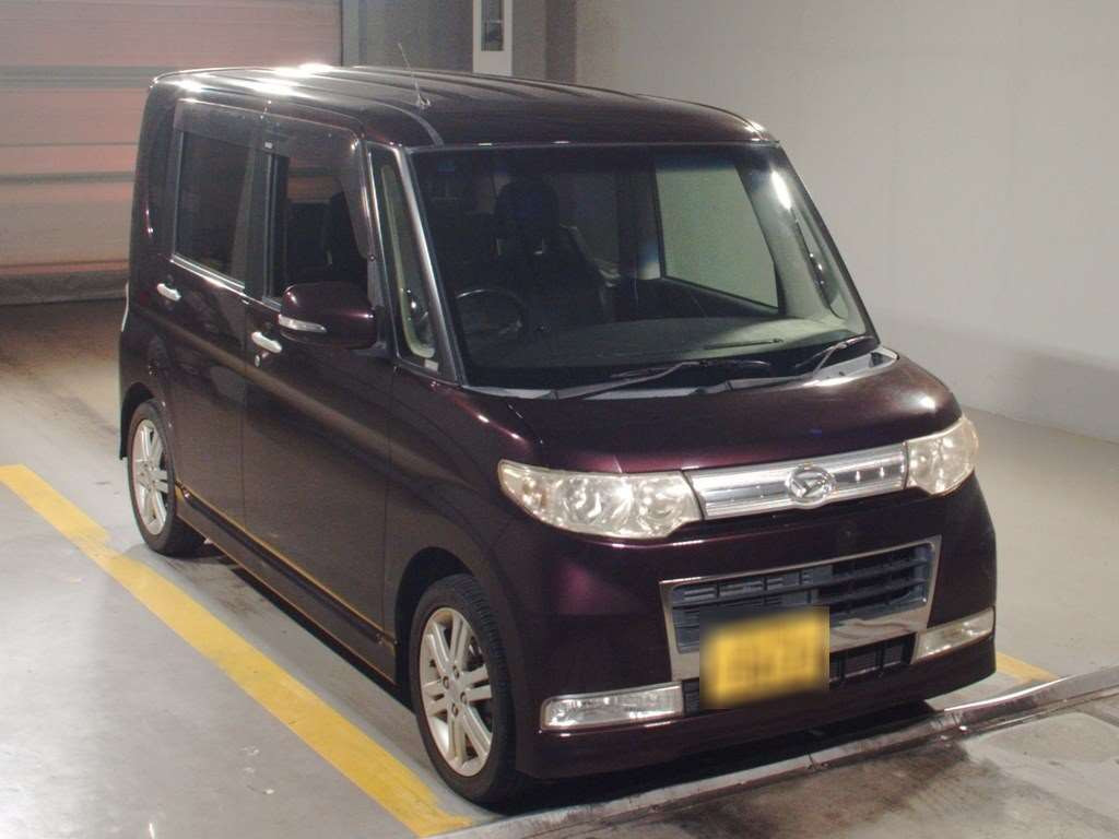 2010 Daihatsu Tanto L375S[2]