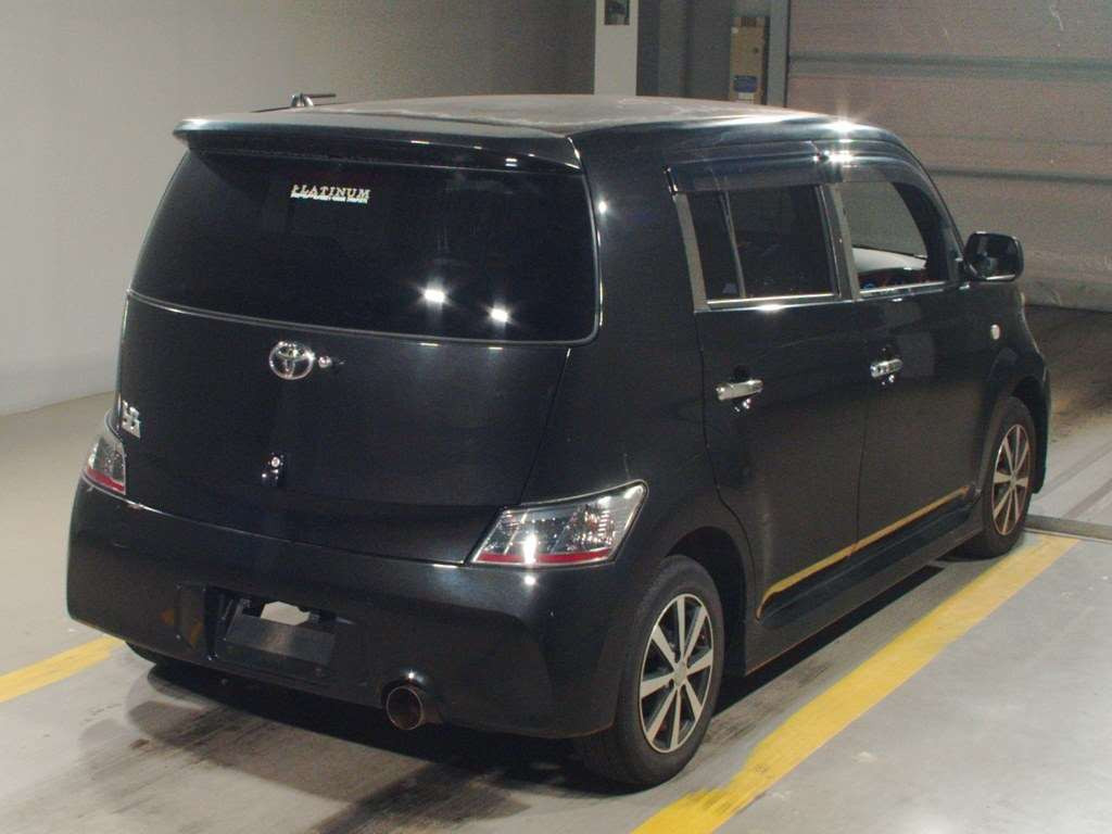 2006 Toyota bB QNC21[1]