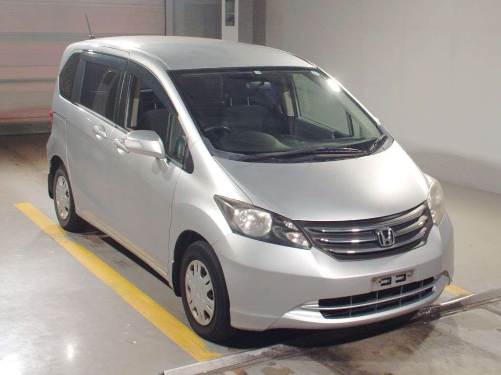 2009 Honda Freed GB3[2]