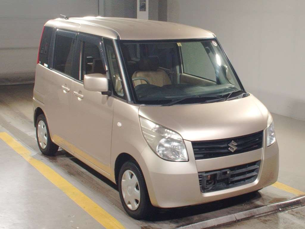 2010 Suzuki Palette MK21S[2]