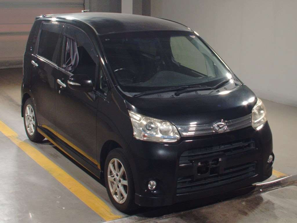 2012 Daihatsu Move LA100S[2]