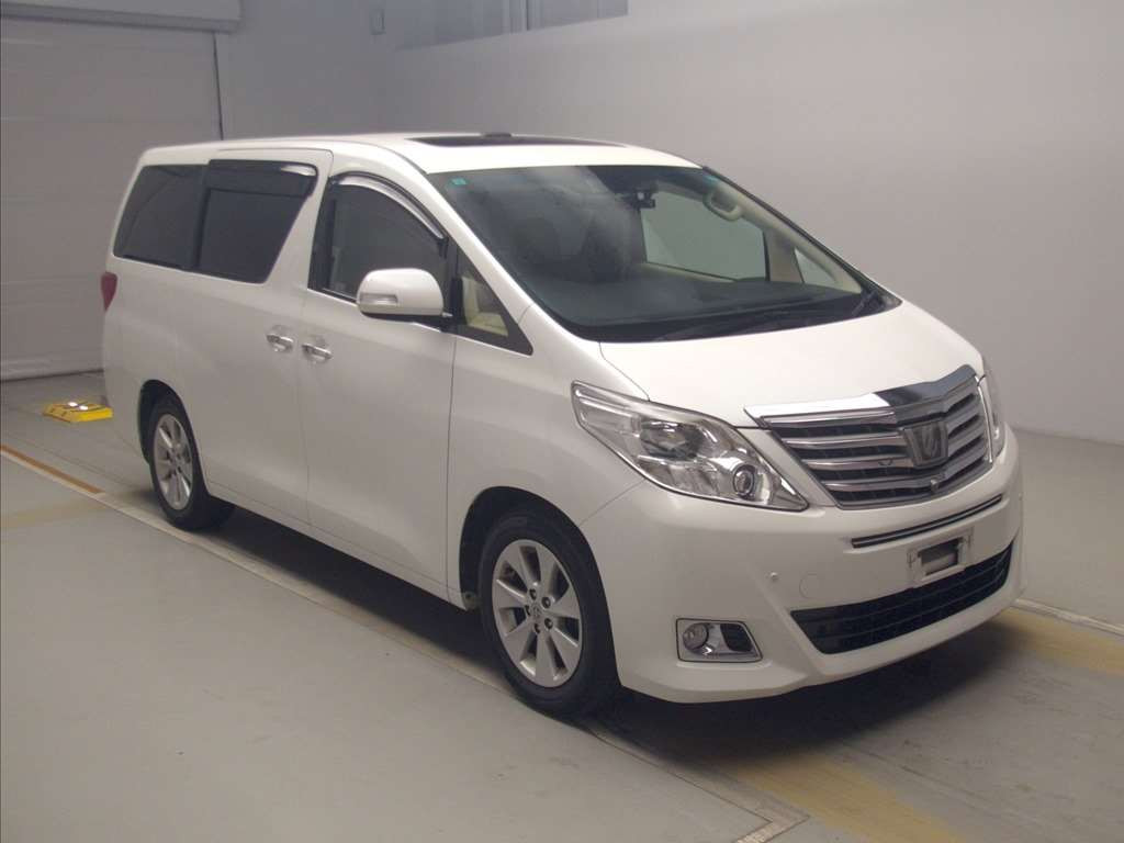 2013 Toyota Alphard GGH20W[2]