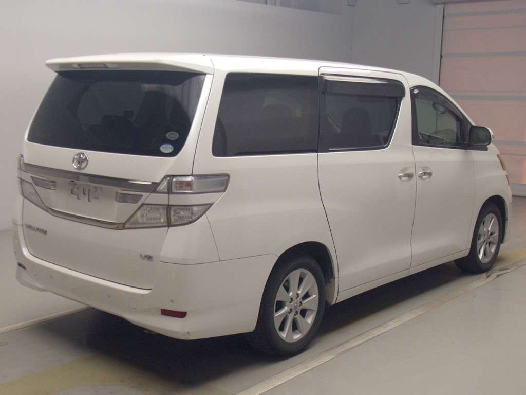 2012 Toyota Vellfire GGH20W[1]