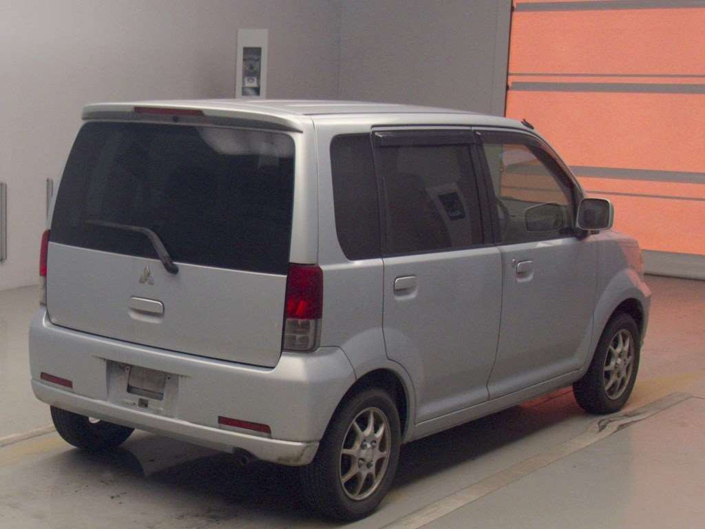 2002 Mitsubishi eK Wagon H81W[1]