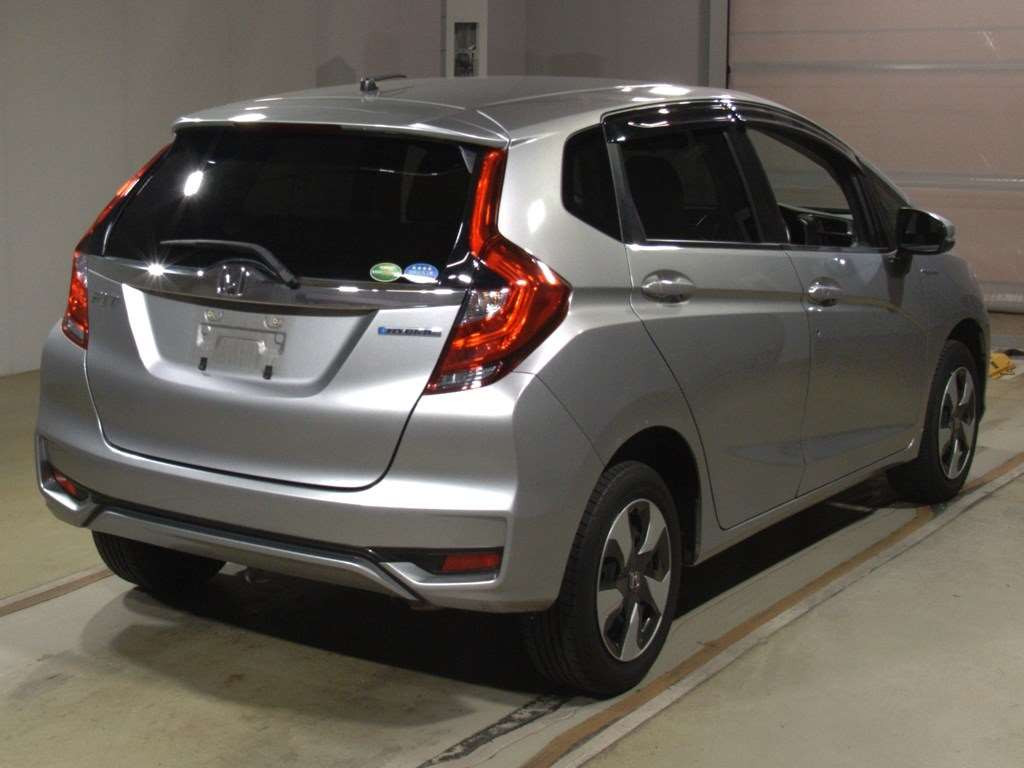 2017 Honda Fit Hybrid GP6[1]