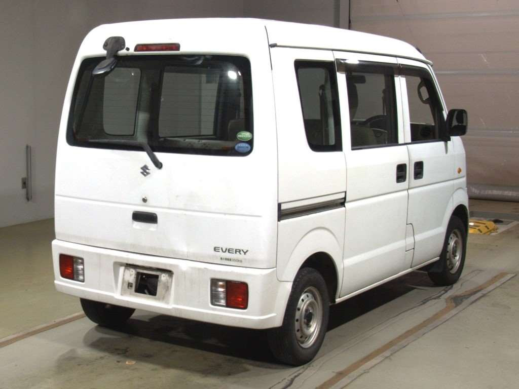 2014 Suzuki Every DA64V[1]