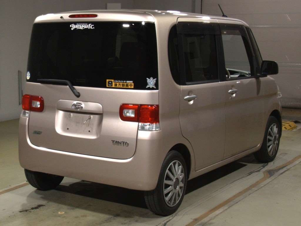 2012 Daihatsu Tanto L375S[1]