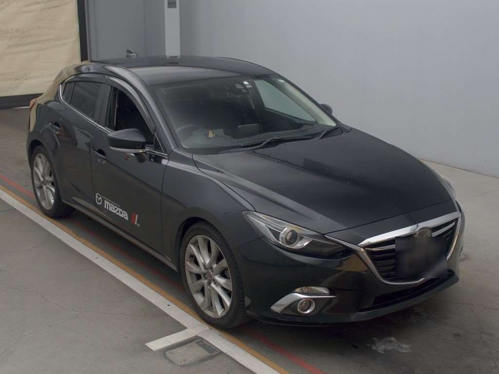 2013 Mazda Axela Sport BMEFS[2]