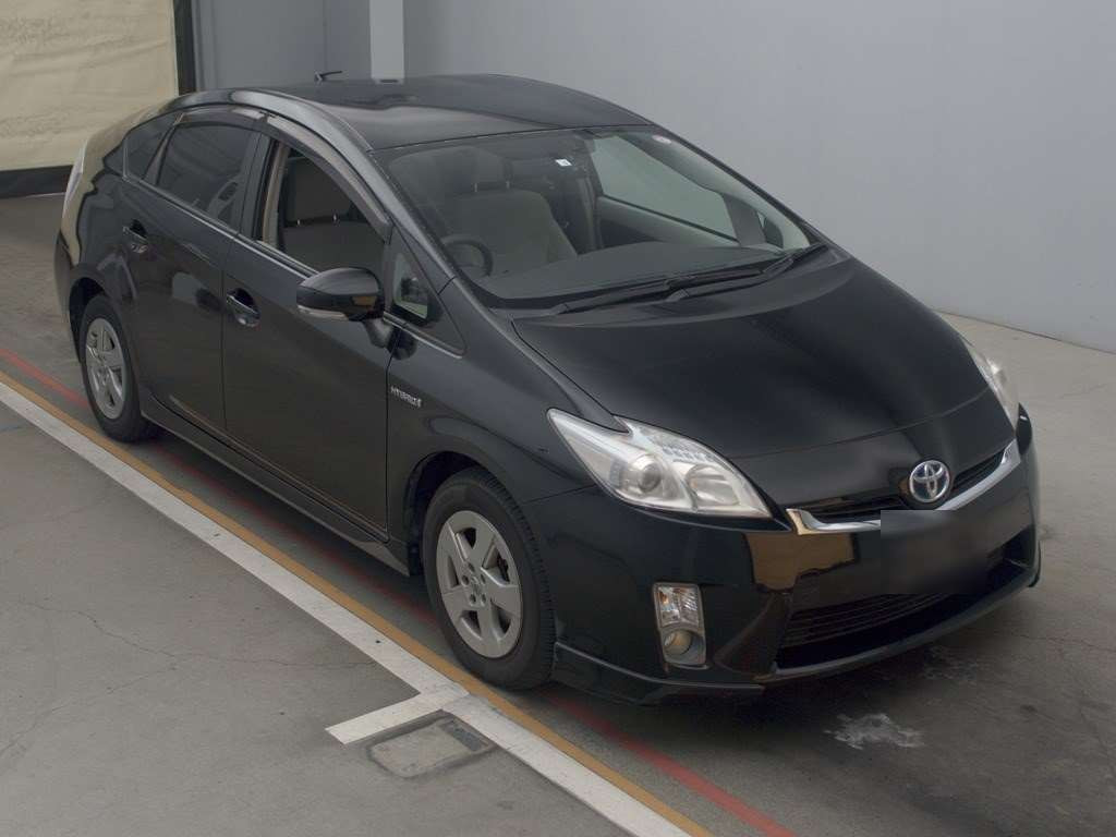 2010 Toyota Prius ZVW30[2]