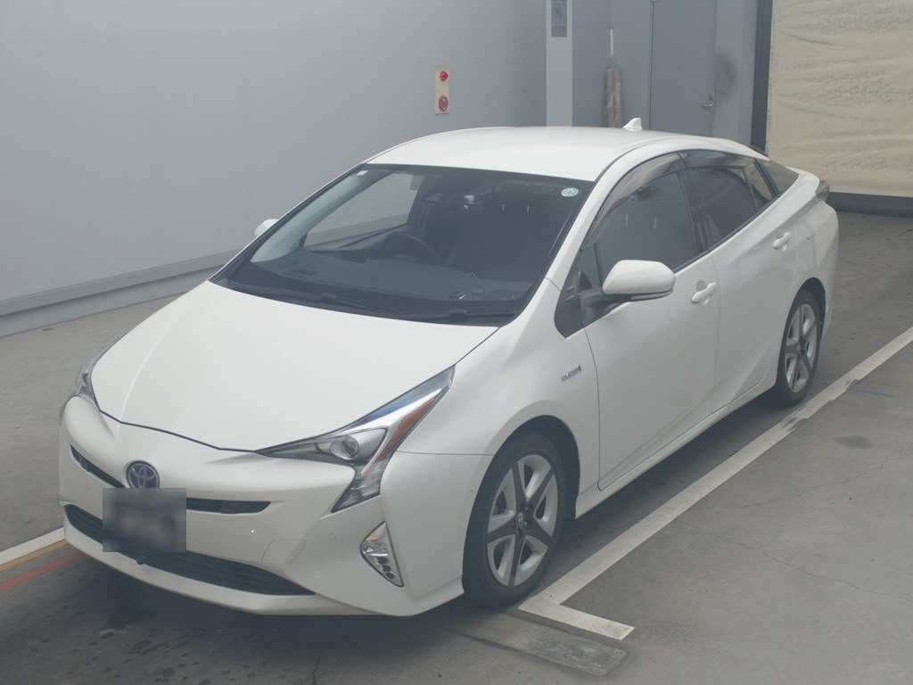 2016 Toyota Prius ZVW51[0]