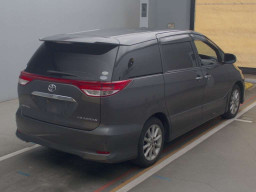 2011 Toyota Estima