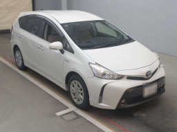 2015 Toyota Prius alpha