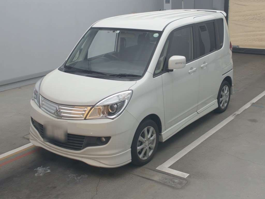 2013 Mitsubishi Delica D2 MB15S[0]