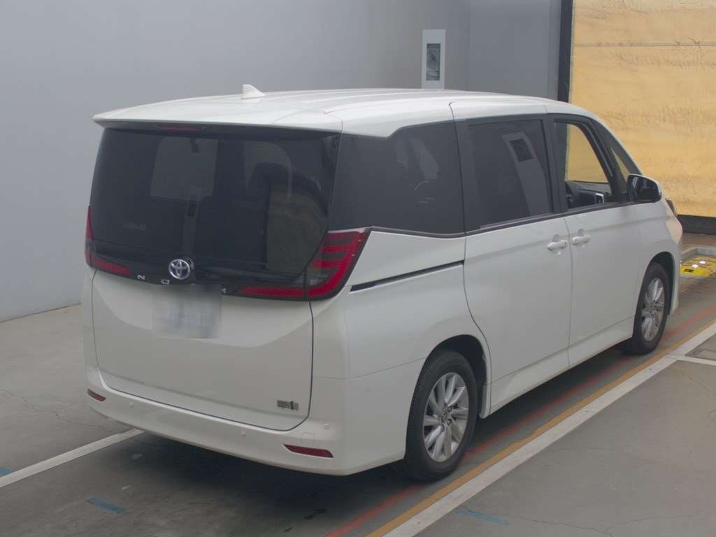 2023 Toyota Noah ZWR90W[1]