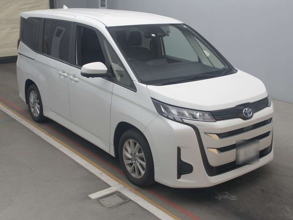 2023 Toyota Noah ZWR90W[2]