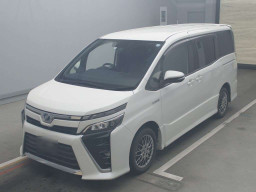 2017 Toyota Voxy