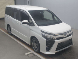 2017 Toyota Voxy