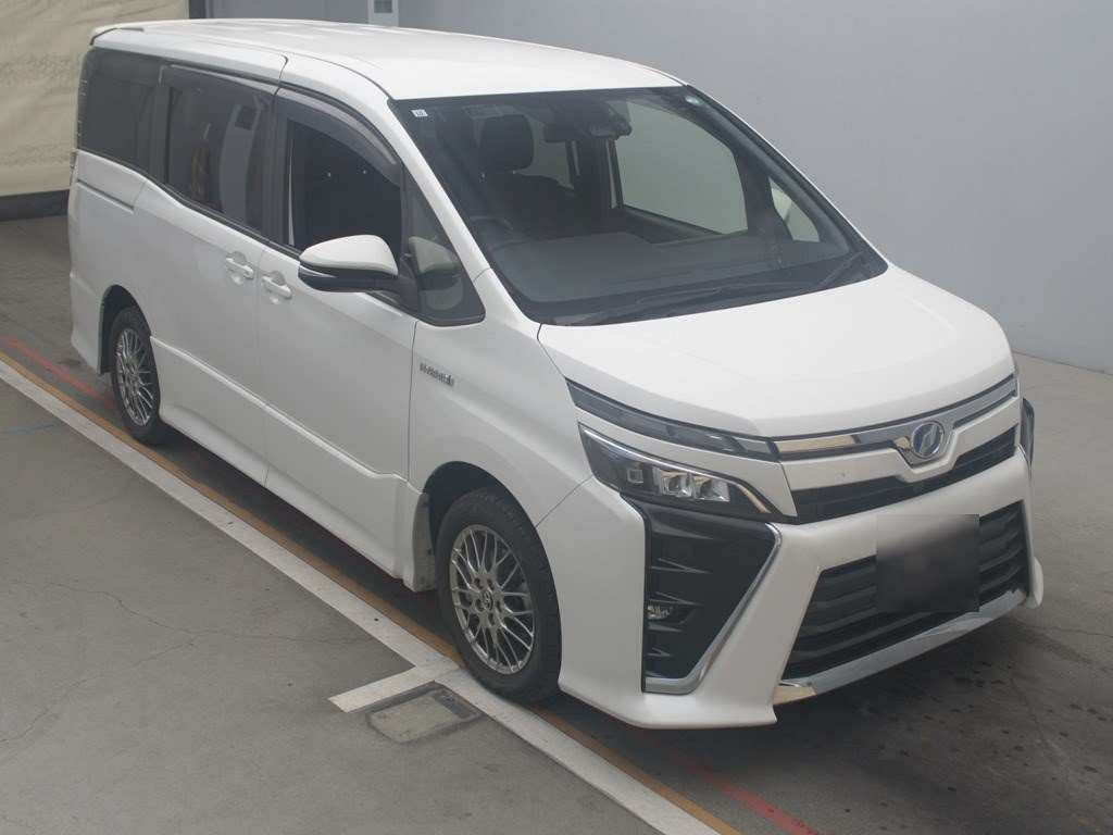 2017 Toyota Voxy ZWR80W[2]