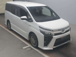 2017 Toyota Voxy