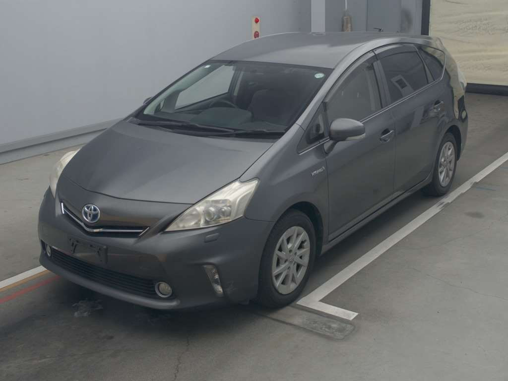 2012 Toyota Prius alpha ZVW40W[0]