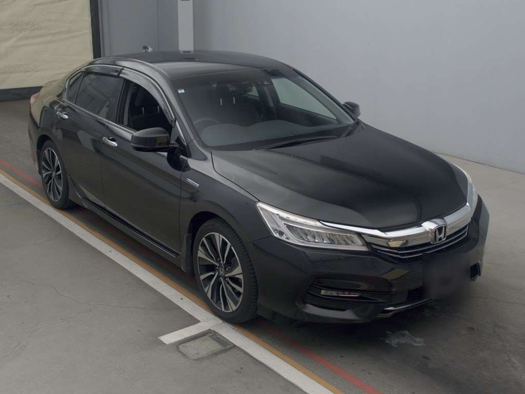 2017 Honda Accord Hybrid CR7[2]