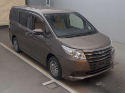 2014 Toyota Noah