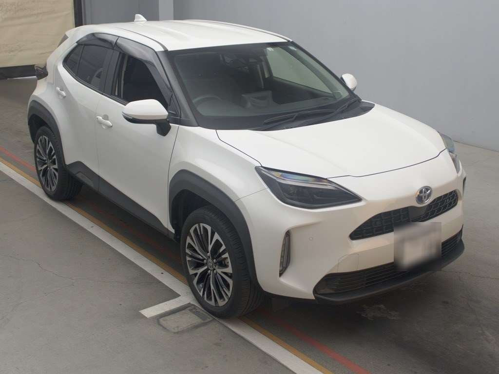 2022 Toyota YARIS CROSS MXPJ10[2]