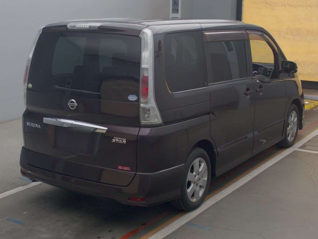 2010 Nissan Serena CC25[1]