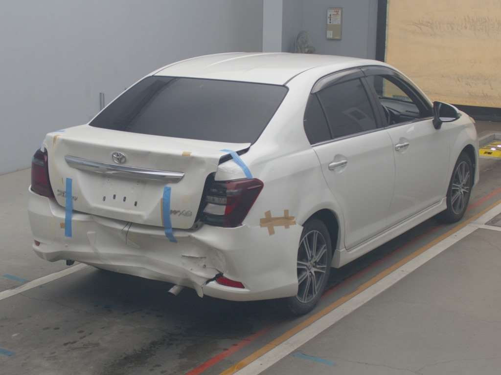 2016 Toyota Corolla Axio NRE161[1]