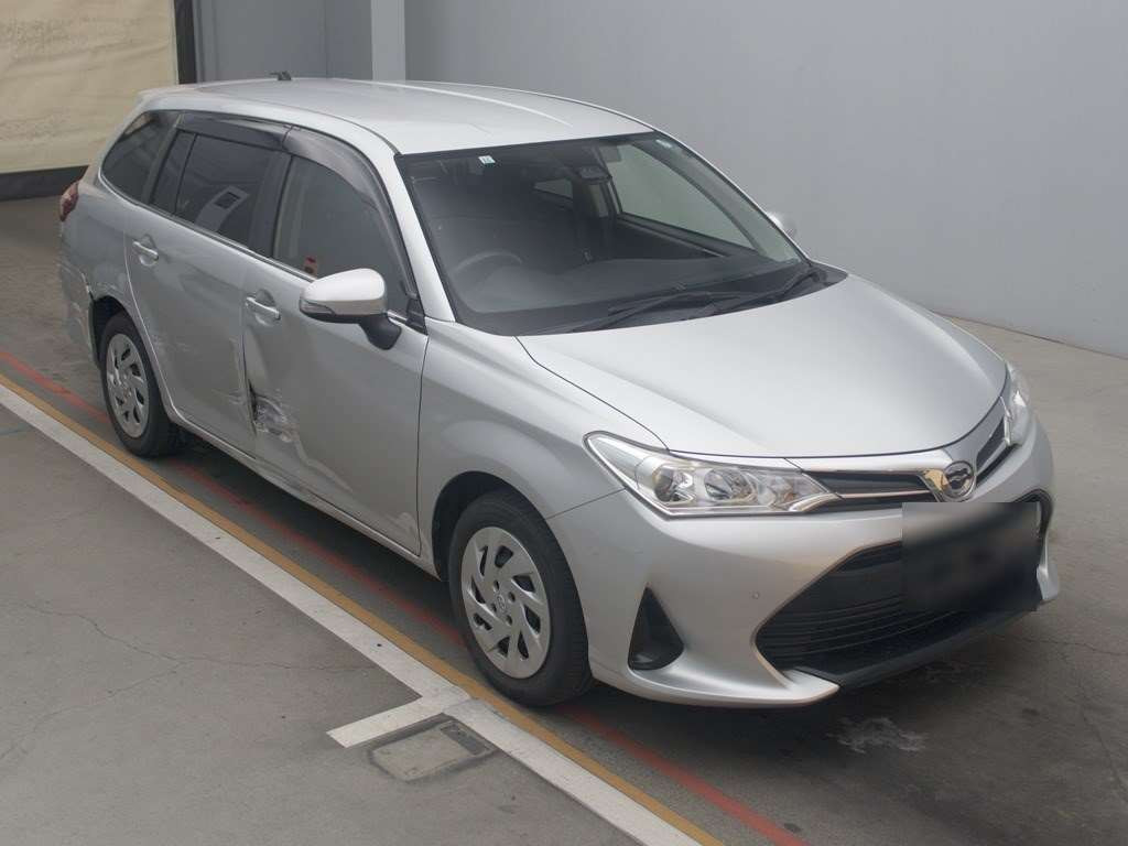 2017 Toyota Corolla Fielder NRE161G[2]