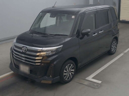 2022 Toyota Roomy