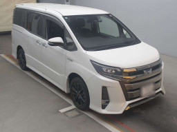 2018 Toyota Noah