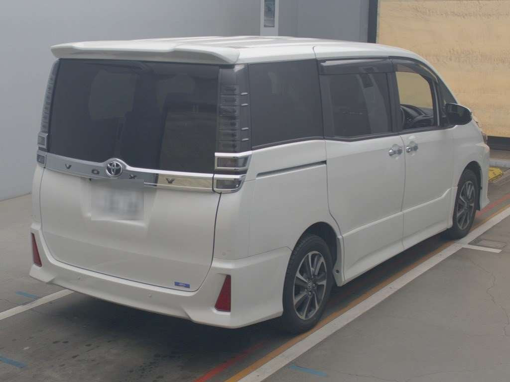 2020 Toyota Voxy ZRR80W[1]