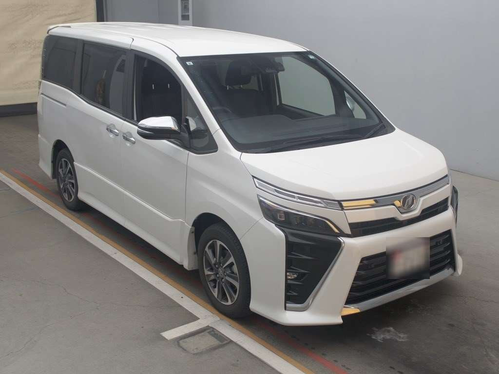 2019 Toyota Voxy ZRR80W[2]