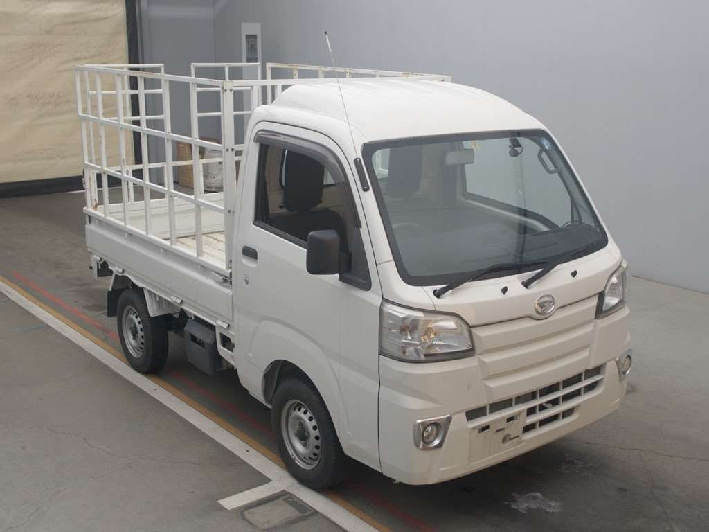 2016 Daihatsu Hijet Truck S500P[2]