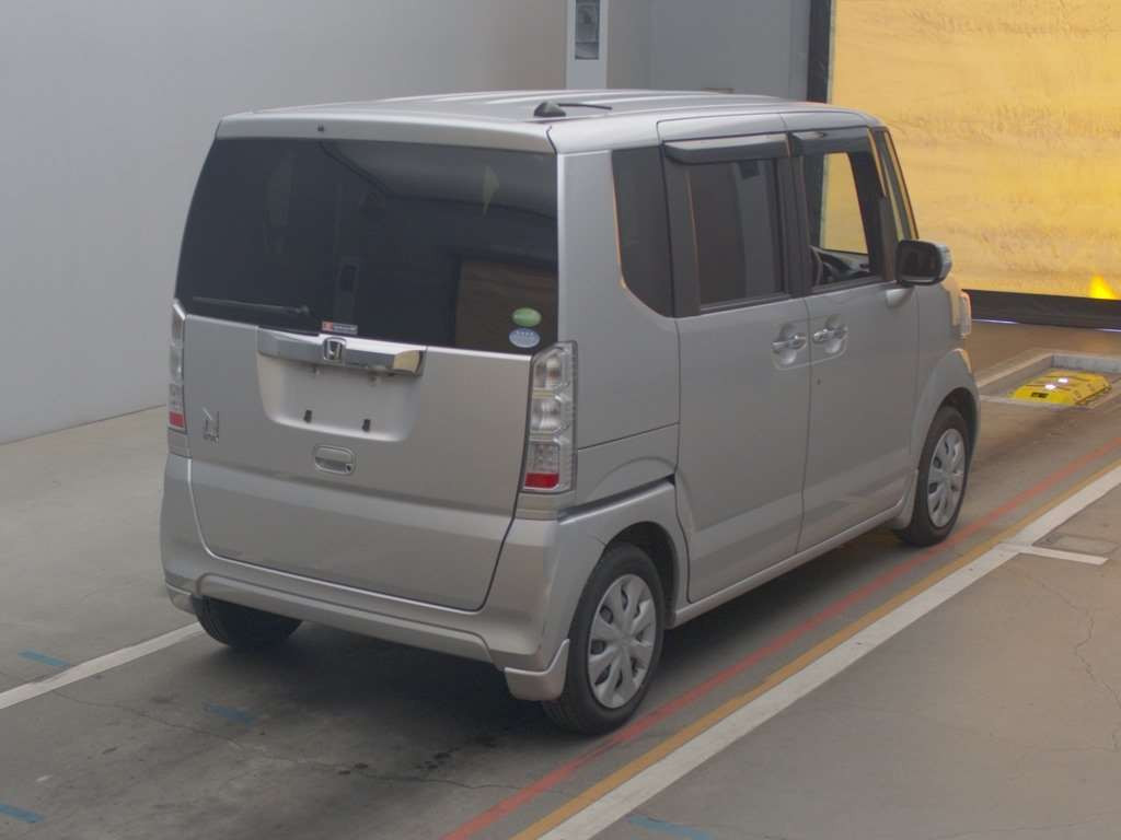 2015 Honda N-BOX JF1[1]