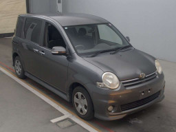 2006 Toyota Sienta