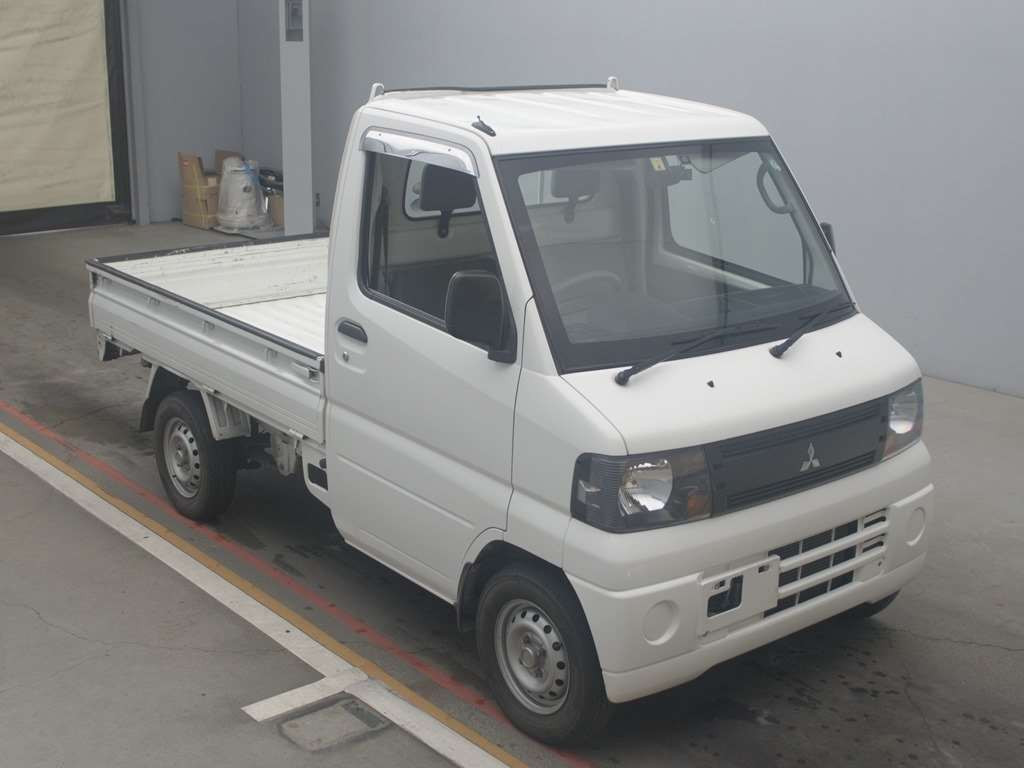 2009 Mitsubishi Minicab Truck U62T[2]