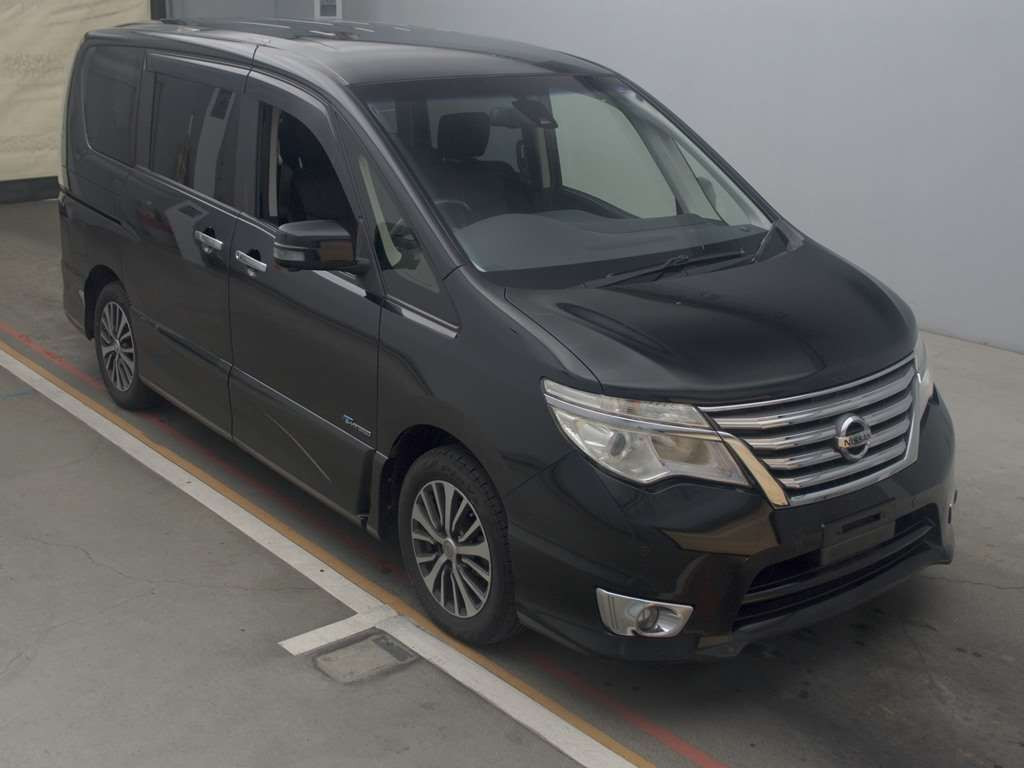 2014 Nissan Serena HFC26[2]