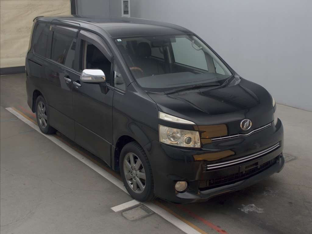 2008 Toyota Voxy ZRR70W[2]